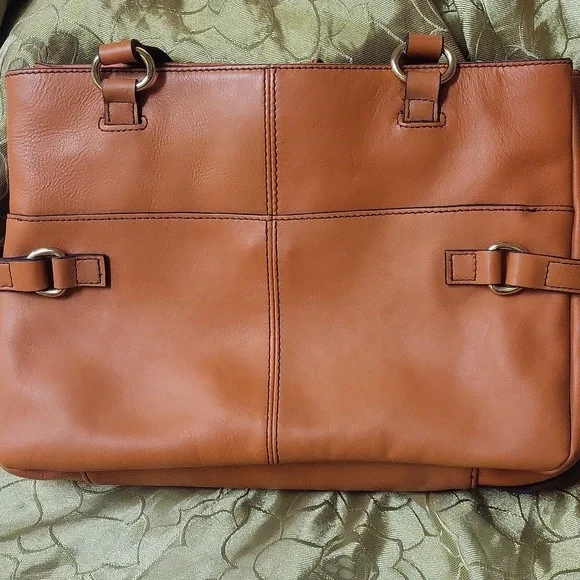 🛍Beautiful! Etienne Aigner Bag- New without Tags🛍